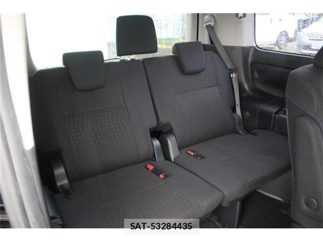 Toyota NOAH HYBRID 2014-10 8871689-20