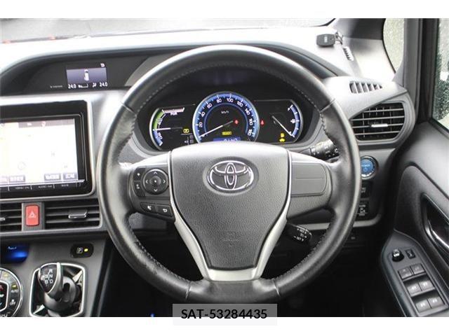 Toyota NOAH HYBRID 2014-10 8871689-22