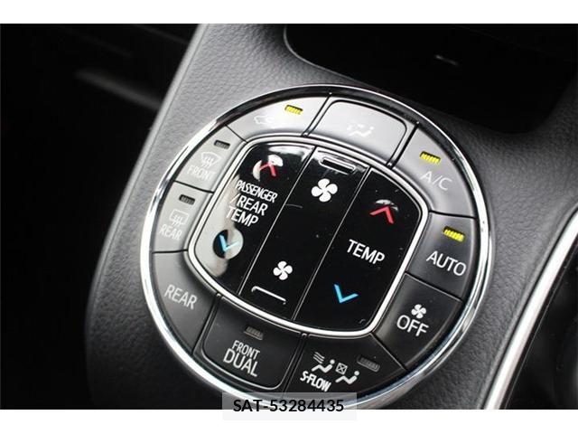 Toyota NOAH HYBRID 2014-10 8871689-5