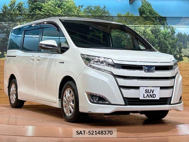 Toyota NOAH HYBRID 2017-07 8871686-16
