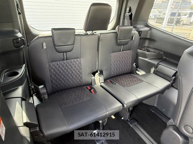 Toyota NOAH HYBRID 2024-05 8871684-15
