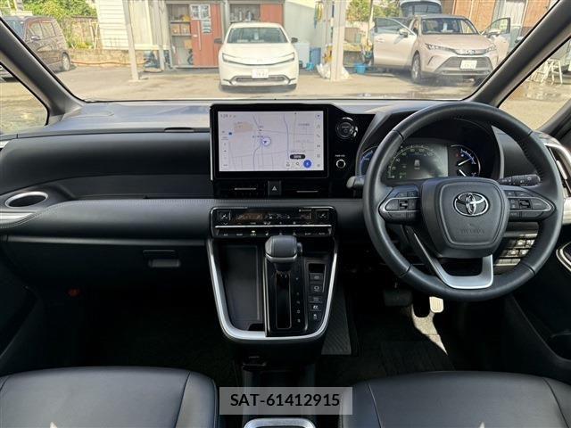 Toyota NOAH HYBRID 2024-05 8871684-17