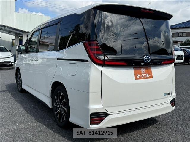 Toyota NOAH HYBRID 2024-05 8871684-22