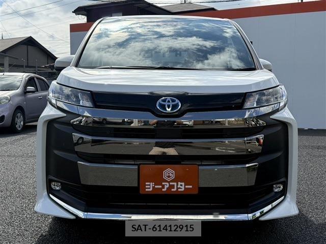 Toyota NOAH HYBRID 2024-05 8871684-6