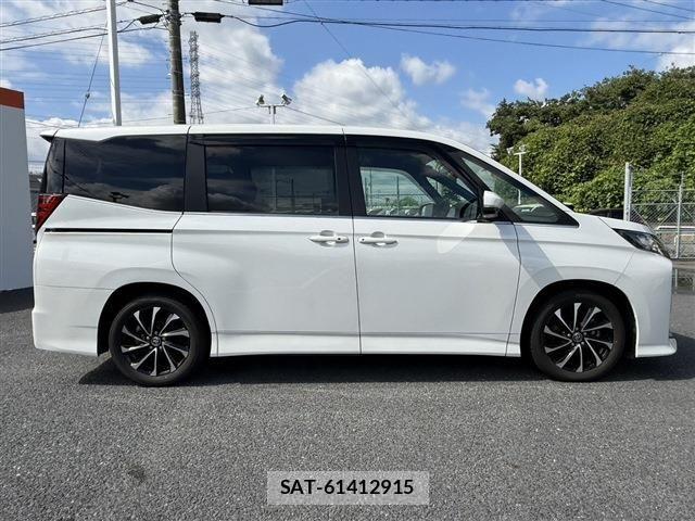 Toyota NOAH HYBRID 2024-05 8871684-7