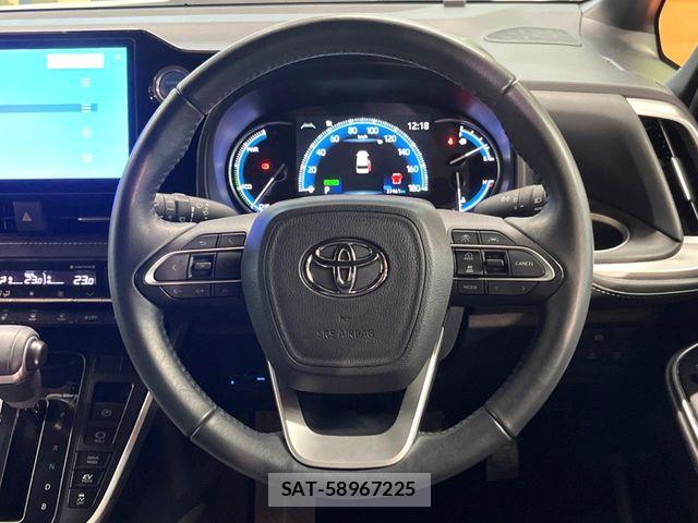 Toyota NOAH HYBRID 2023-10 8871681-12