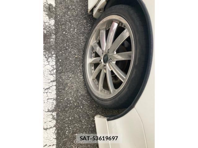 Toyota NOAH HYBRID 2014-04 8871690-1