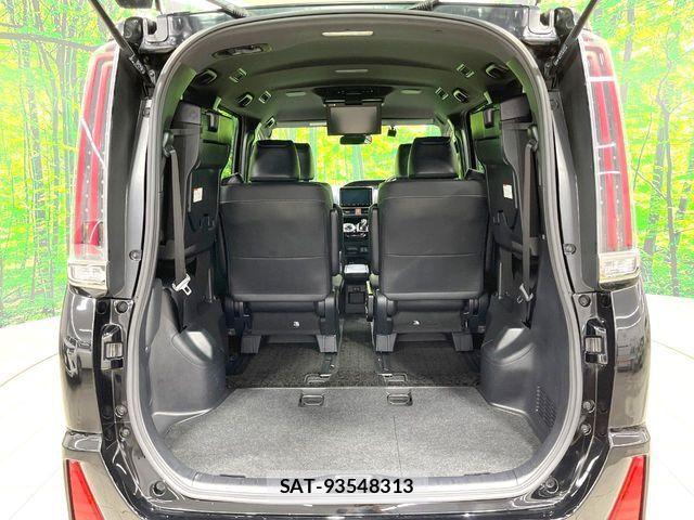 Toyota NOAH HYBRID 2019-08 8871687-11