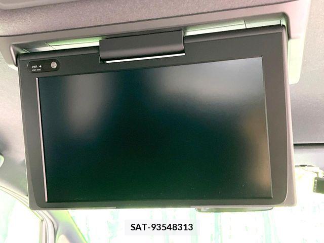 Toyota NOAH HYBRID 2019-08 8871687-2