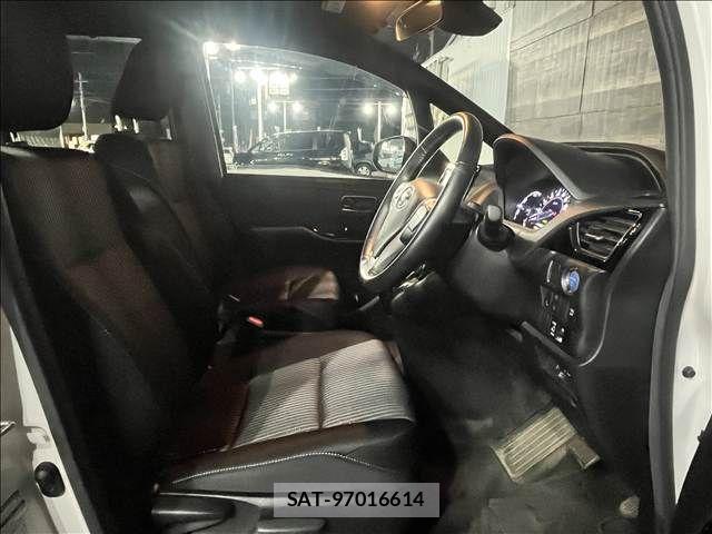 Toyota NOAH HYBRID 2020-09 8881239-9