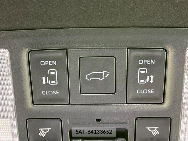 Toyota NOAH HYBRID 2024-06 8881231-5