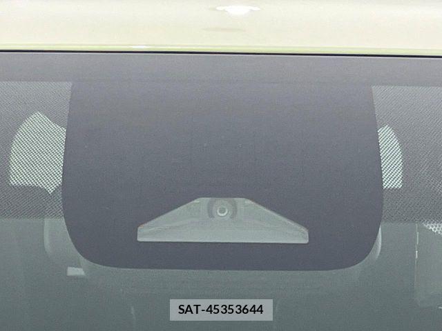 Toyota NOAH HYBRID 2023-10 8881235-7