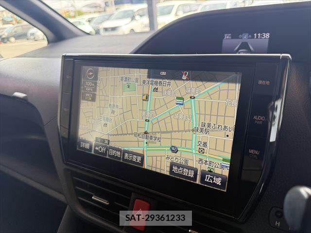 Toyota NOAH HYBRID 2016-05 8881244-3