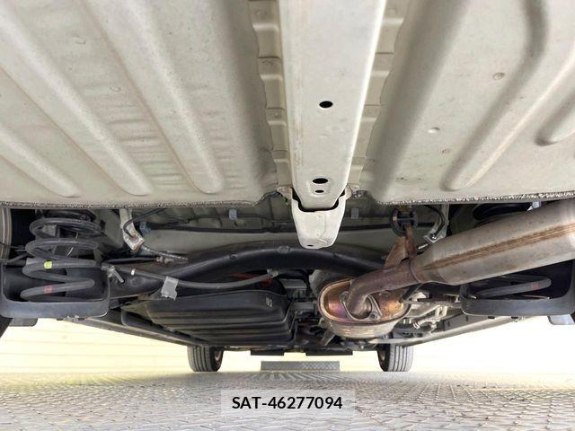 Toyota NOAH HYBRID 2017-11 8881240-18