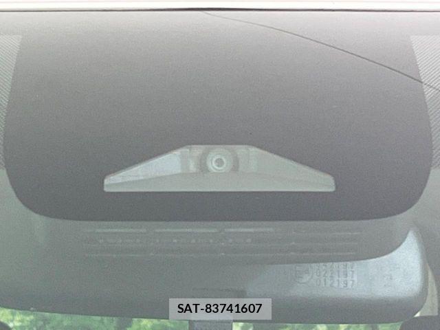 Toyota NOAH HYBRID 2023-07 8881238-4