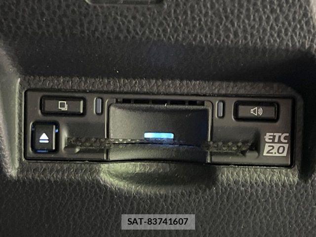 Toyota NOAH HYBRID 2023-07 8881238-6