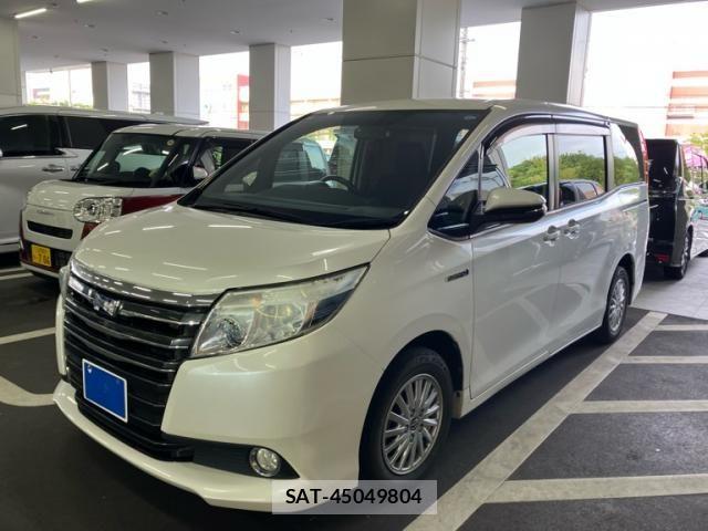 Toyota NOAH HYBRID 2015-03 8881245-0