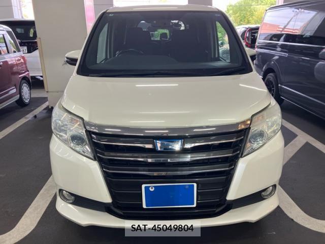 Toyota NOAH HYBRID 2015-03 8881245-1