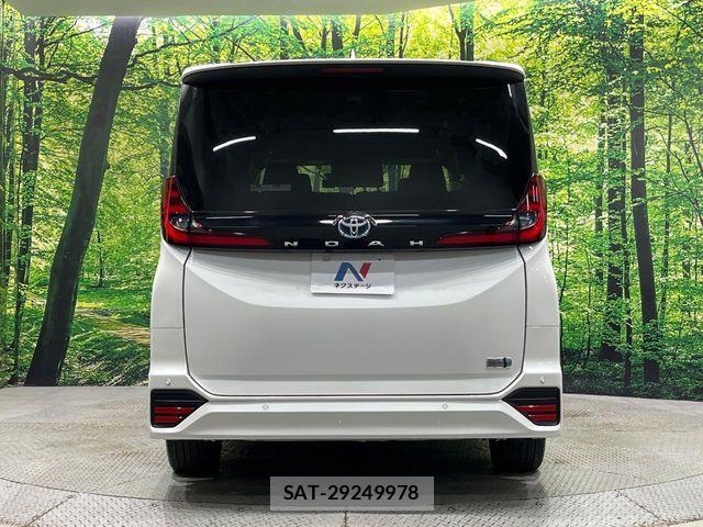 Toyota NOAH HYBRID 2023-06 8881228-16