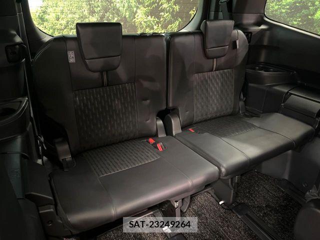 Toyota NOAH HYBRID 2023-09 8881222-9