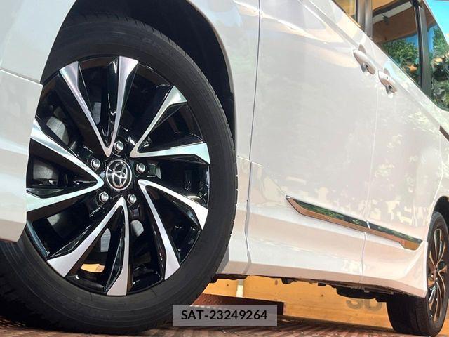 Toyota NOAH HYBRID 2023-09 8881222-12