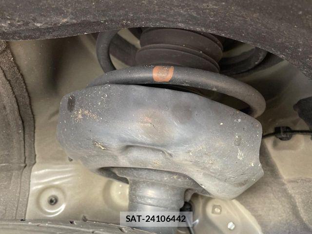 Toyota NOAH HYBRID 2025-02 8881224-19