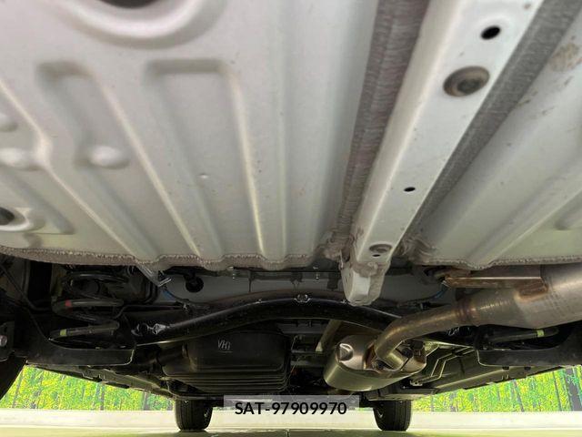 Toyota NOAH HYBRID 2026-04 8881230-18