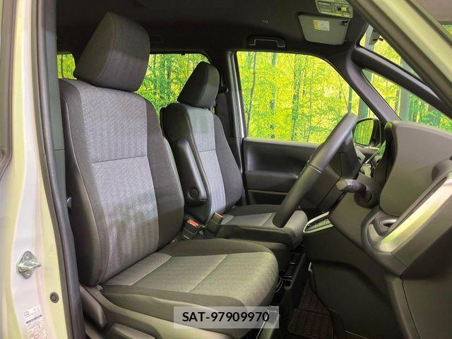 Toyota NOAH HYBRID 2026-04 8881230-7