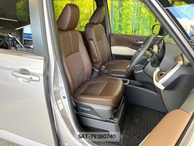 Toyota NOAH HYBRID 2023-10 8881236-6