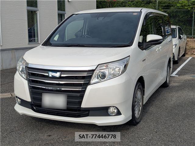 Toyota NOAH HYBRID 2016-09 8881241-0