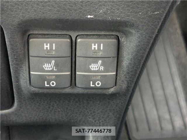 Toyota NOAH HYBRID 2016-09 8881241-24