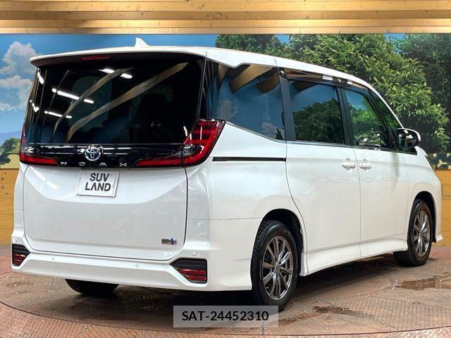 Toyota NOAH HYBRID 2023-09 8881225-15