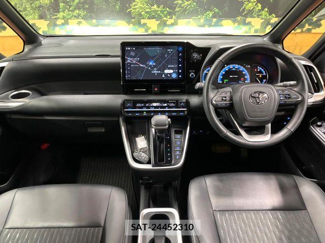 Toyota NOAH HYBRID 2023-09 8881225-1