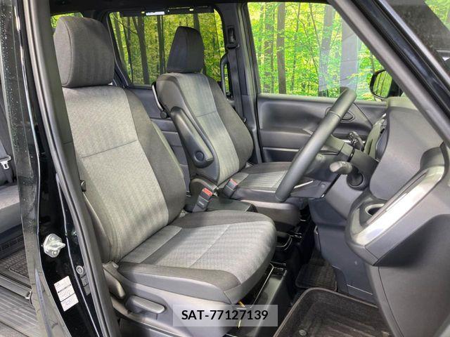 Toyota NOAH HYBRID 2026-04 8881234-7