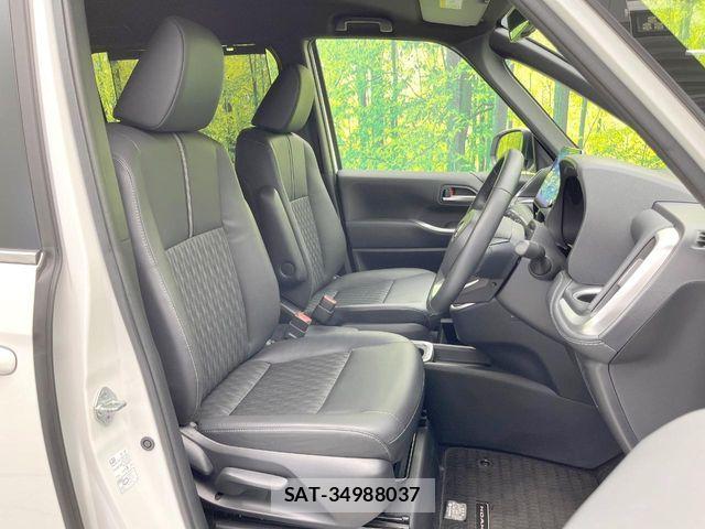 Toyota NOAH HYBRID 2024-10 8881229-6