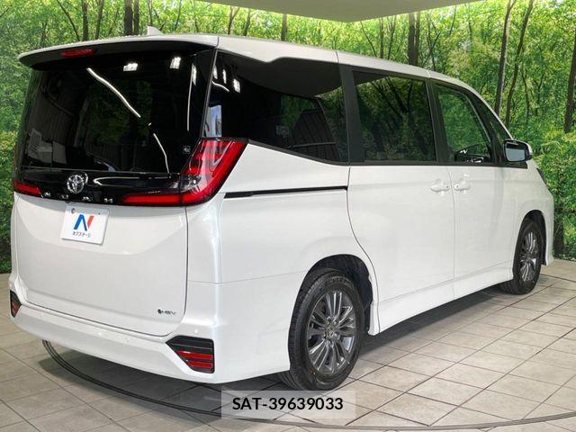 Toyota NOAH HYBRID 2026-04 8881233-17
