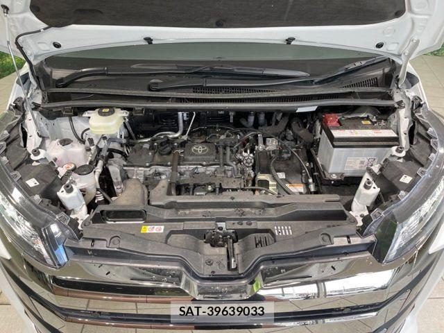 Toyota NOAH HYBRID 2026-04 8881233-18