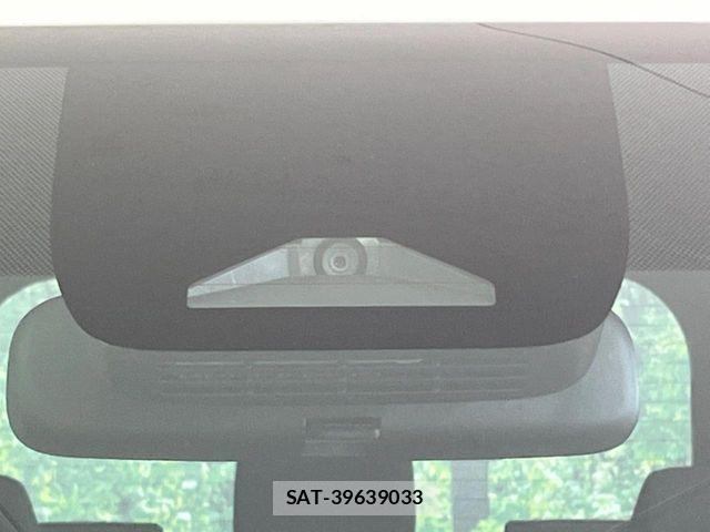 Toyota NOAH HYBRID 2026-04 8881233-5