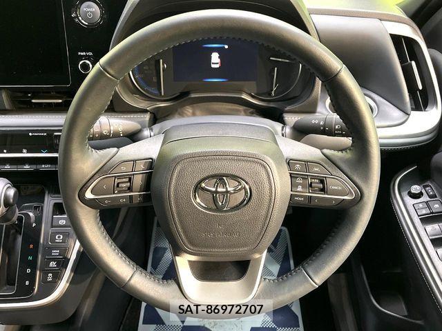 Toyota NOAH HYBRID 2024-09 8881232-11