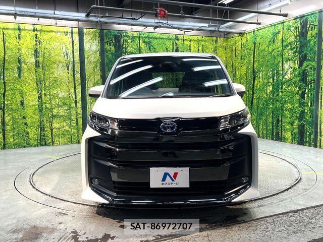 Toyota NOAH HYBRID 2024-09 8881232-14