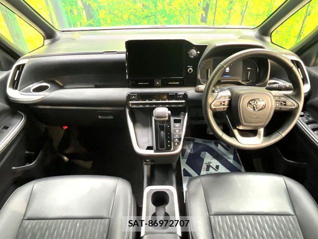 Toyota NOAH HYBRID 2024-09 8881232-1