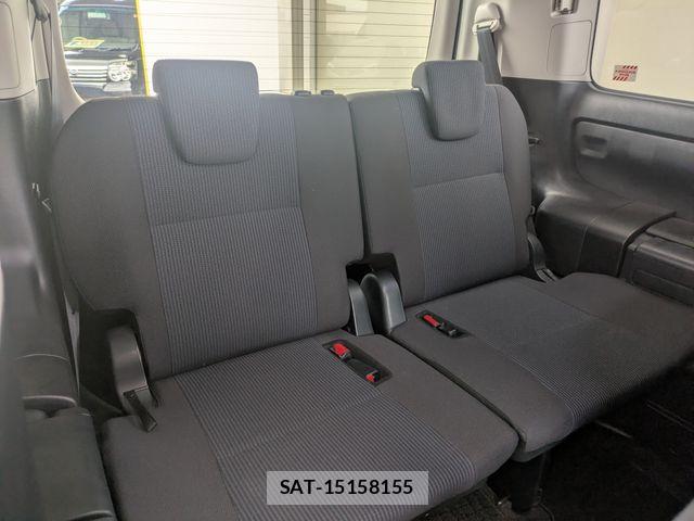 Toyota NOAH HYBRID 2014-03 8881243-28