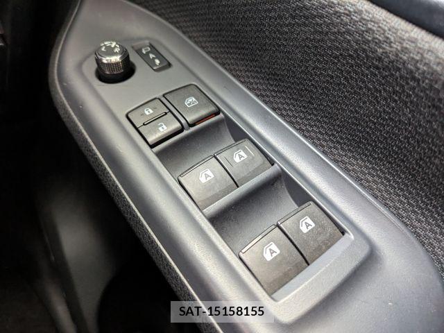 Toyota NOAH HYBRID 2014-03 8881243-29