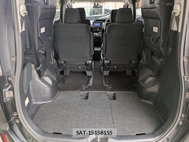 Toyota NOAH HYBRID 2014-03 8881243-7