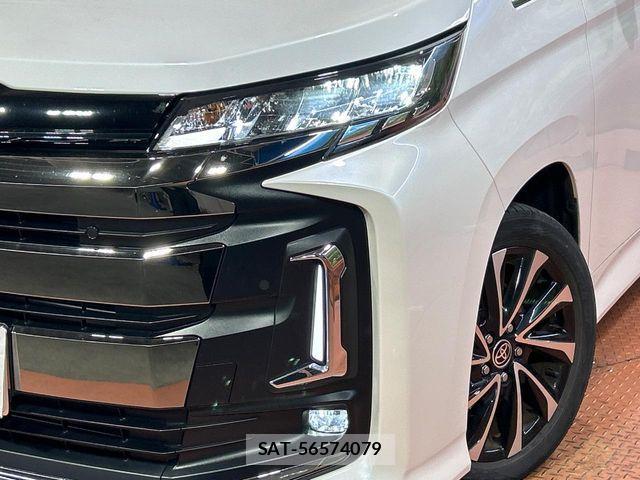 Toyota NOAH HYBRID 2023-04 8884068-11