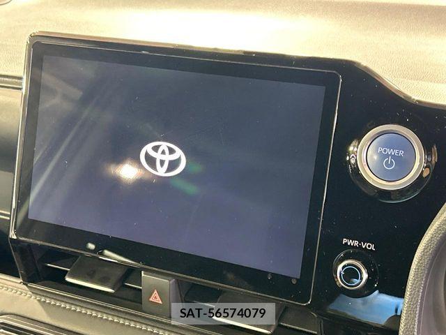 Toyota NOAH HYBRID 2023-04 8884068-2