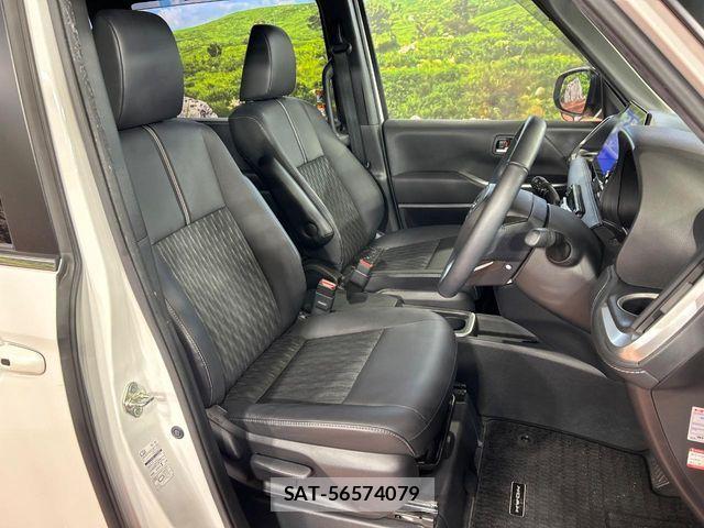 Toyota NOAH HYBRID 2023-04 8884068-6