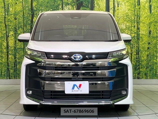 Toyota NOAH HYBRID 2023-09 8884070-14