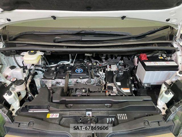 Toyota NOAH HYBRID 2023-09 8884070-18
