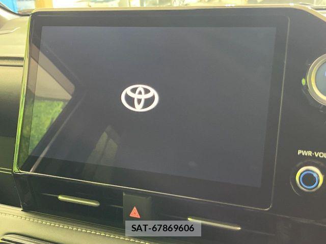 Toyota NOAH HYBRID 2023-09 8884070-2
